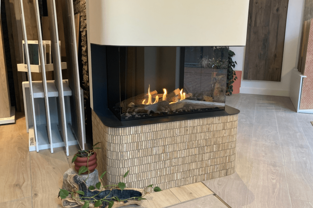 Elu-fire bio-ehtanol haard showroom Nuovo Antico